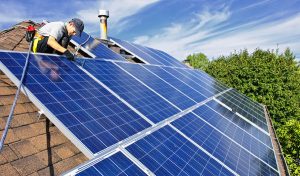 Service d'installation de photovoltaïque et tuiles photovoltaïques à Mireval